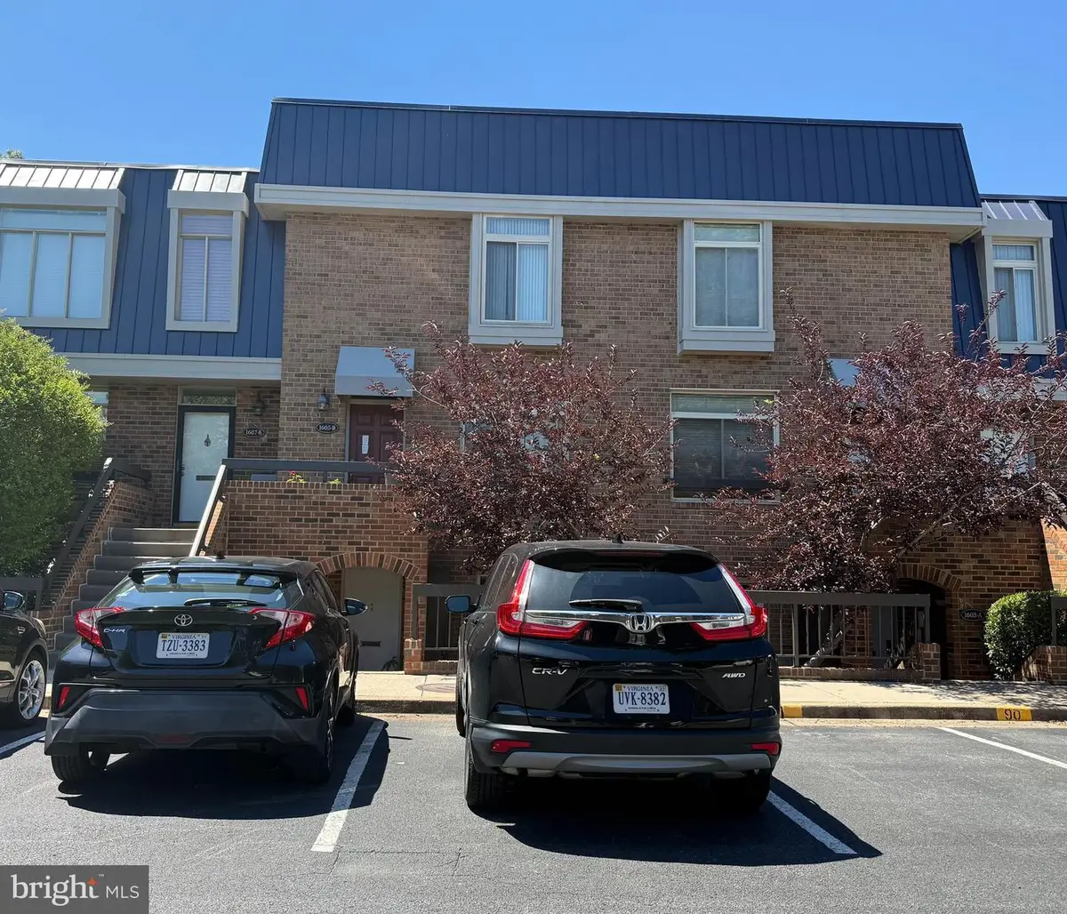 1605 S Hayes St #1, Arlington, VA 22202 - #1