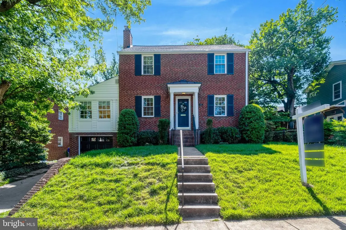 1059 N Montana St, Arlington, VA 22205 - #1