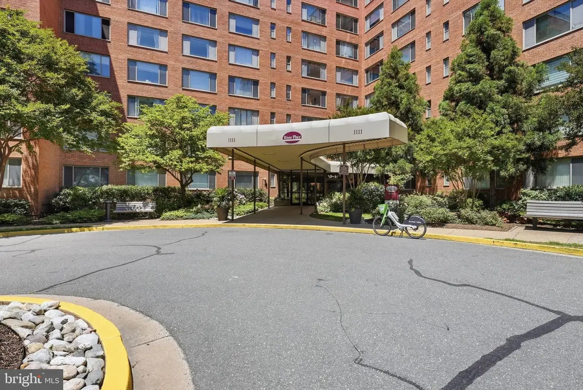 1111 Arlington Blvd #604, Arlington, VA 22209 - #1
