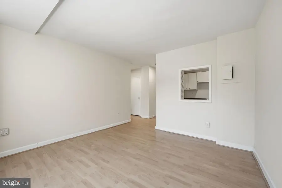 1111 Arlington Blvd #604, Arlington, VA 22209 - #3