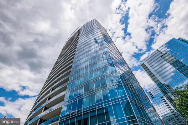 1881 N Nash St #1607, ARLINGTON, VA 22209