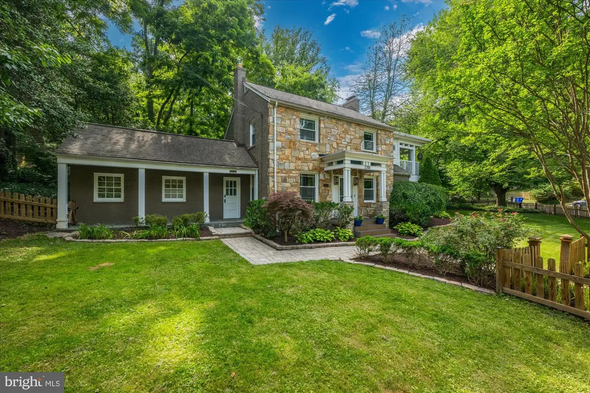 2200 N Pollard St, Arlington, VA 22207 - #1
