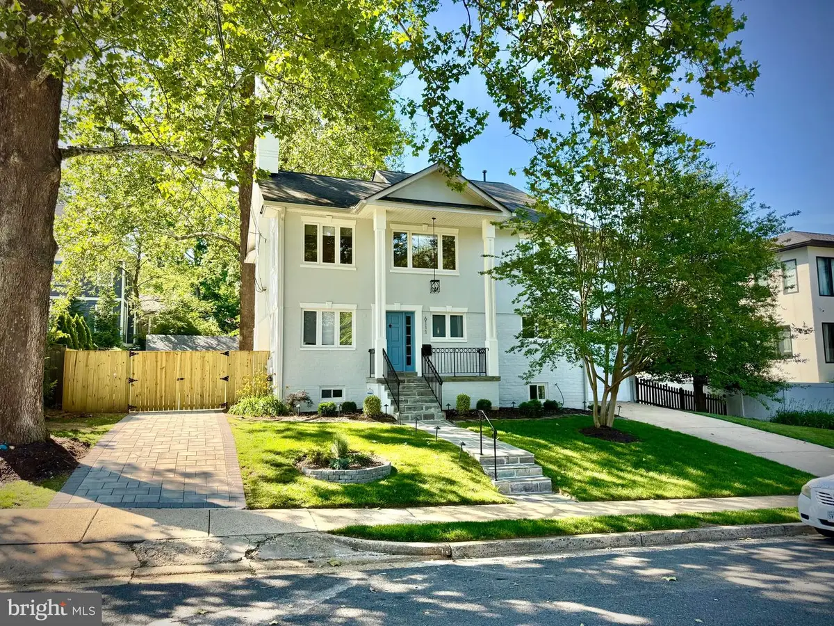 6111 35th St N, Arlington, VA 22213 - #1