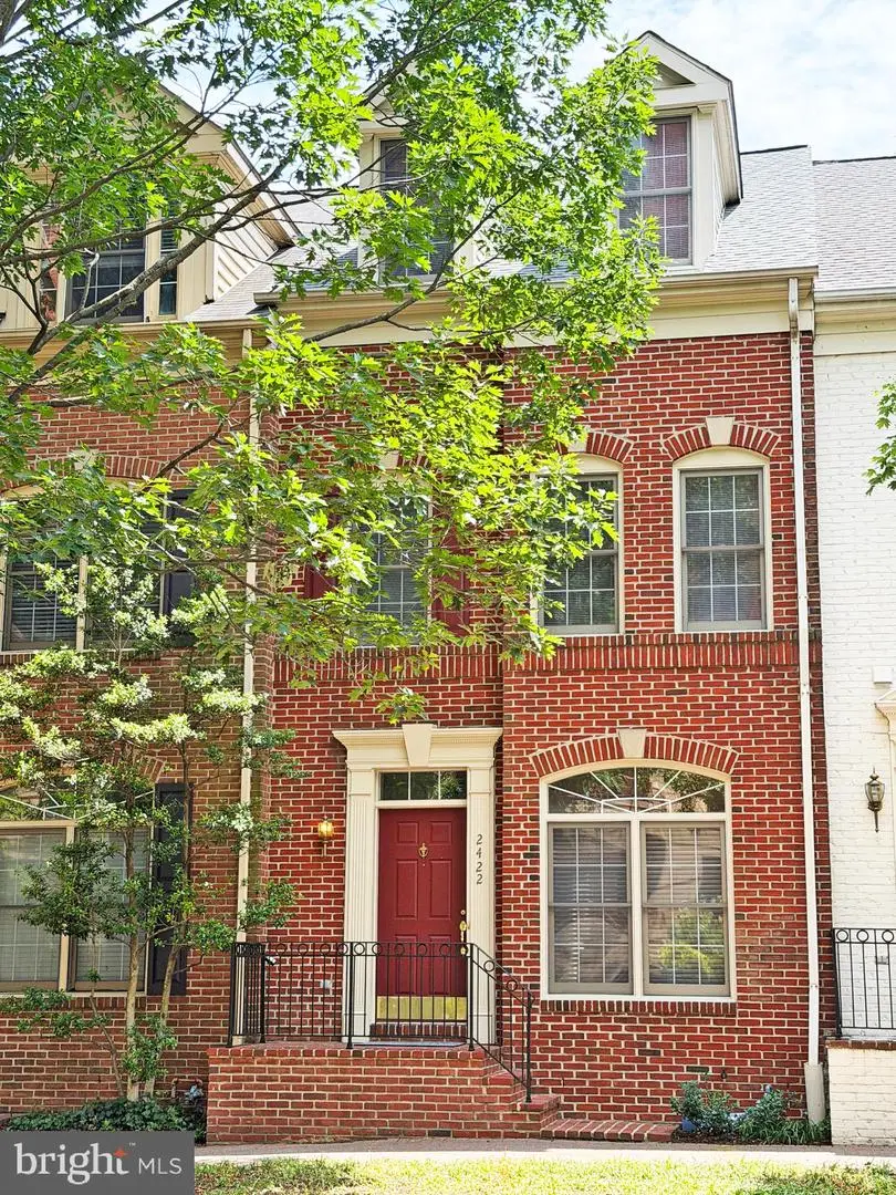 2422 14th St N, Arlington, VA 22201 - #1