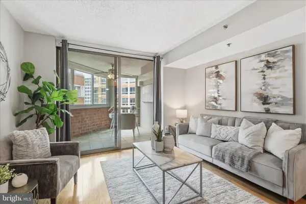 1001 N Vermont St #804, ARLINGTON, VA 22201