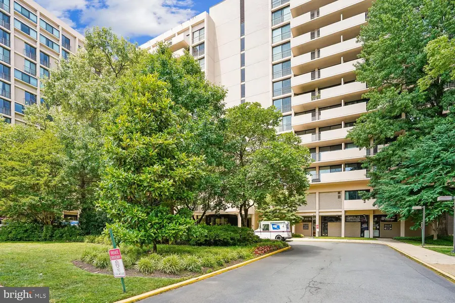 4141 N Henderson Rd #904, Arlington, VA 22203 - #2