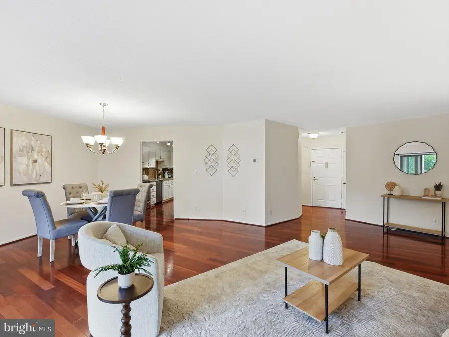 1600 N Oak St #732, Arlington, VA 22209 - #2