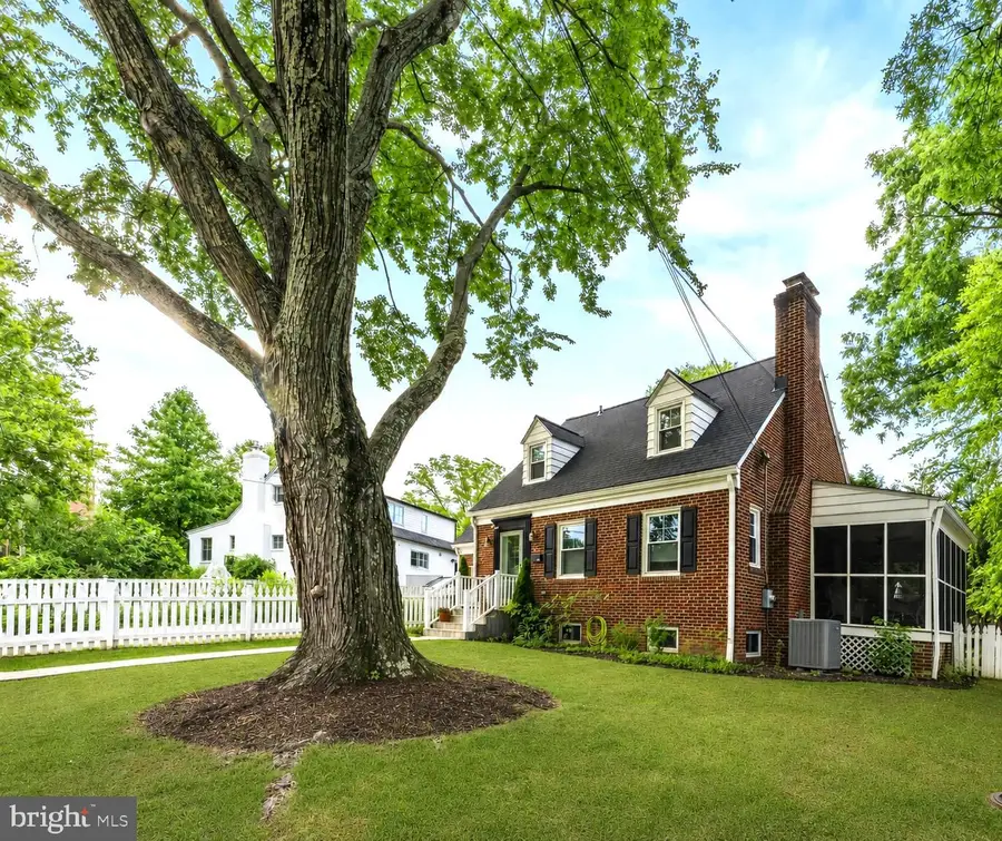 6119 Washington Blvd, Arlington, VA 22205 - #2