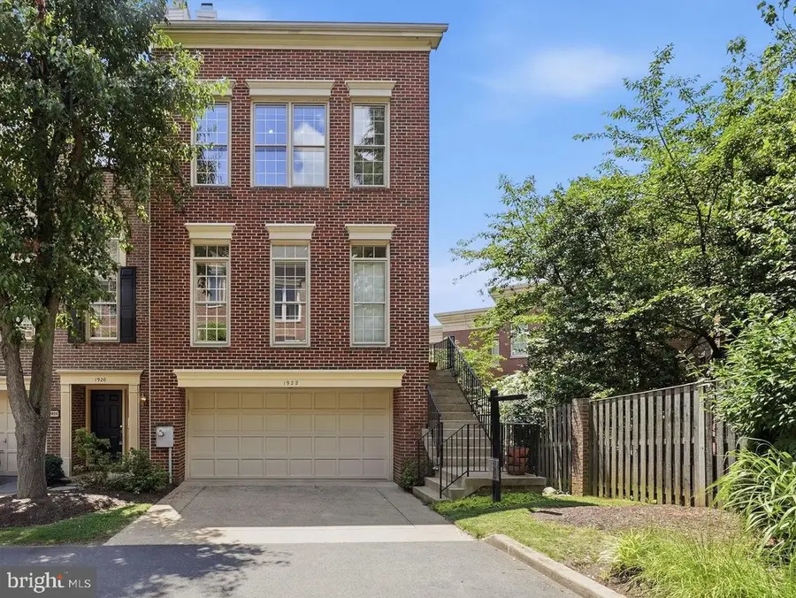 1922 N Daniel St, Arlington, VA 22201 - #2