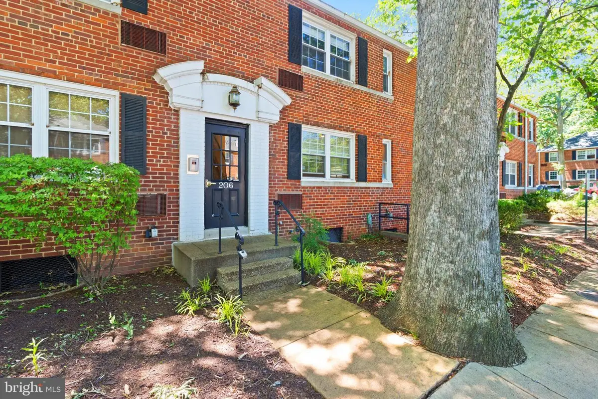 206 N Trenton St #206-3, Arlington, VA 22203 - #1