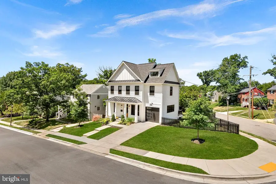 26 S Park Dr, Arlington, VA 22204 - #3