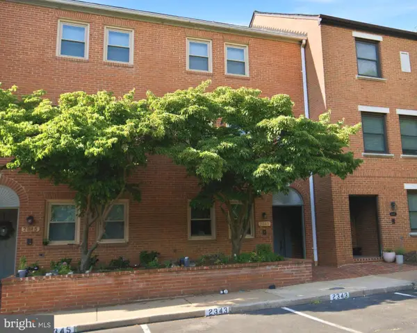 2343 9th St S, ARLINGTON, VA 22204