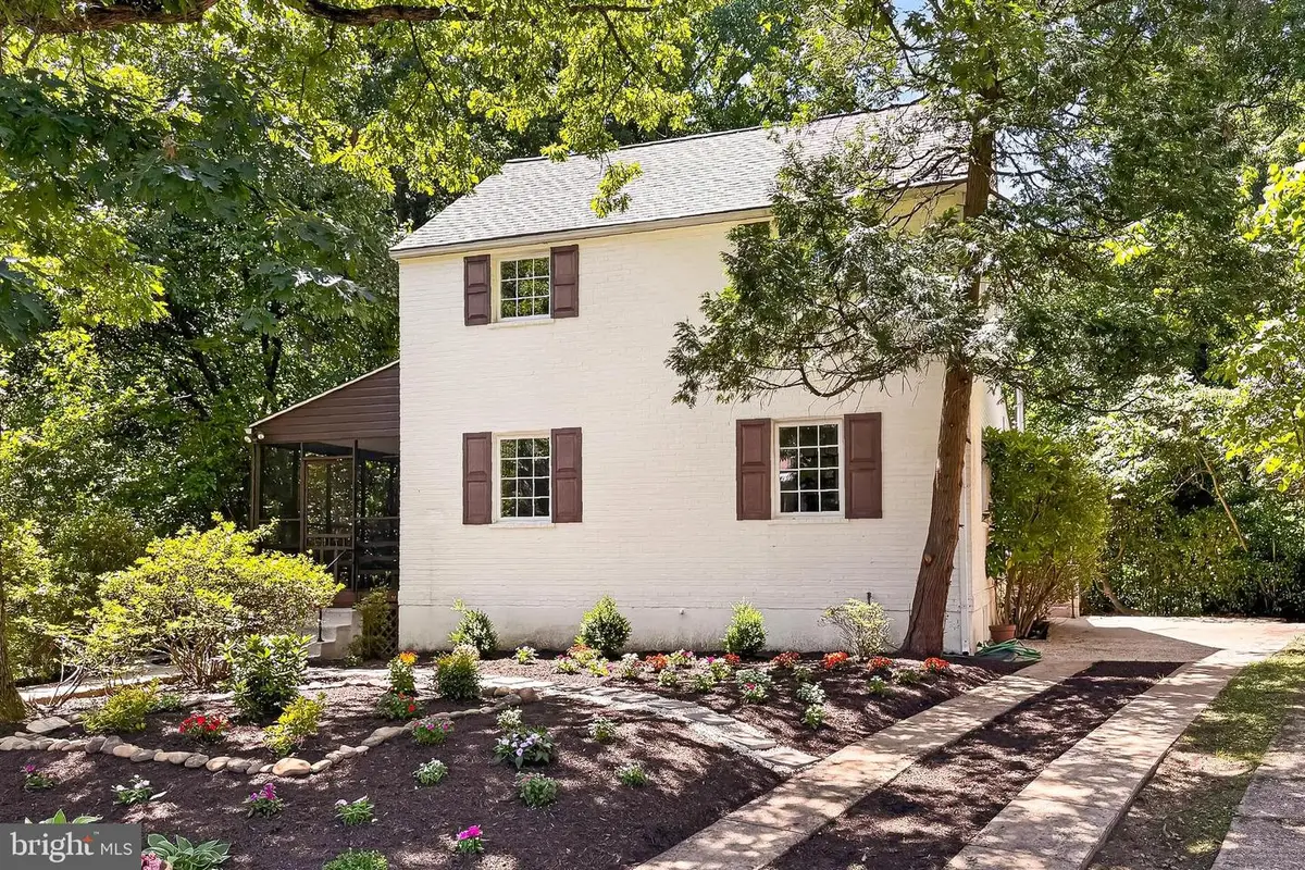 204 N Evergreen St, Arlington, VA 22203 - #1