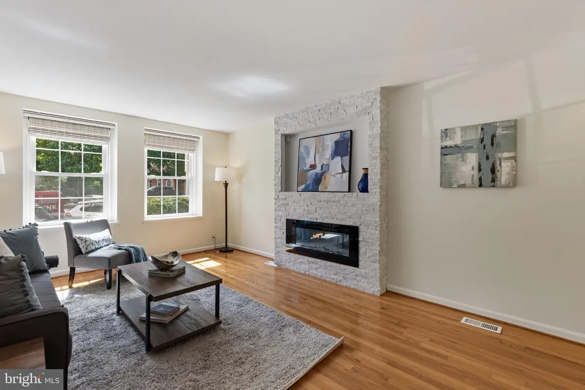 4815 31st St S #a2, Arlington, VA 22206 - #1