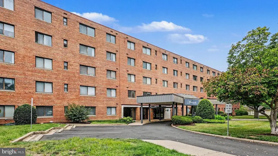 3515 Washington Blvd #218, Arlington, VA 22201 - #2