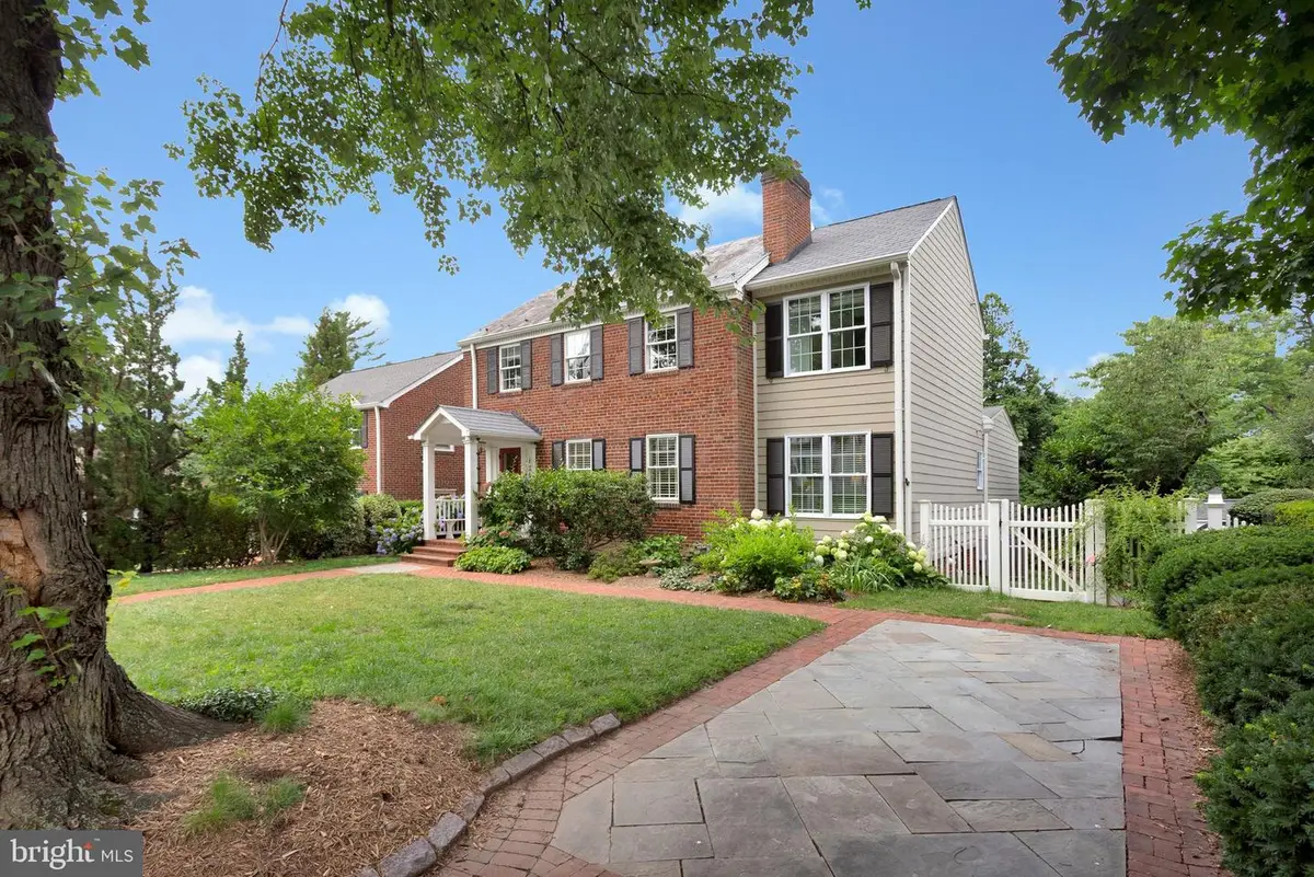 1200 N Illinois St, Arlington, VA 22205 - #1