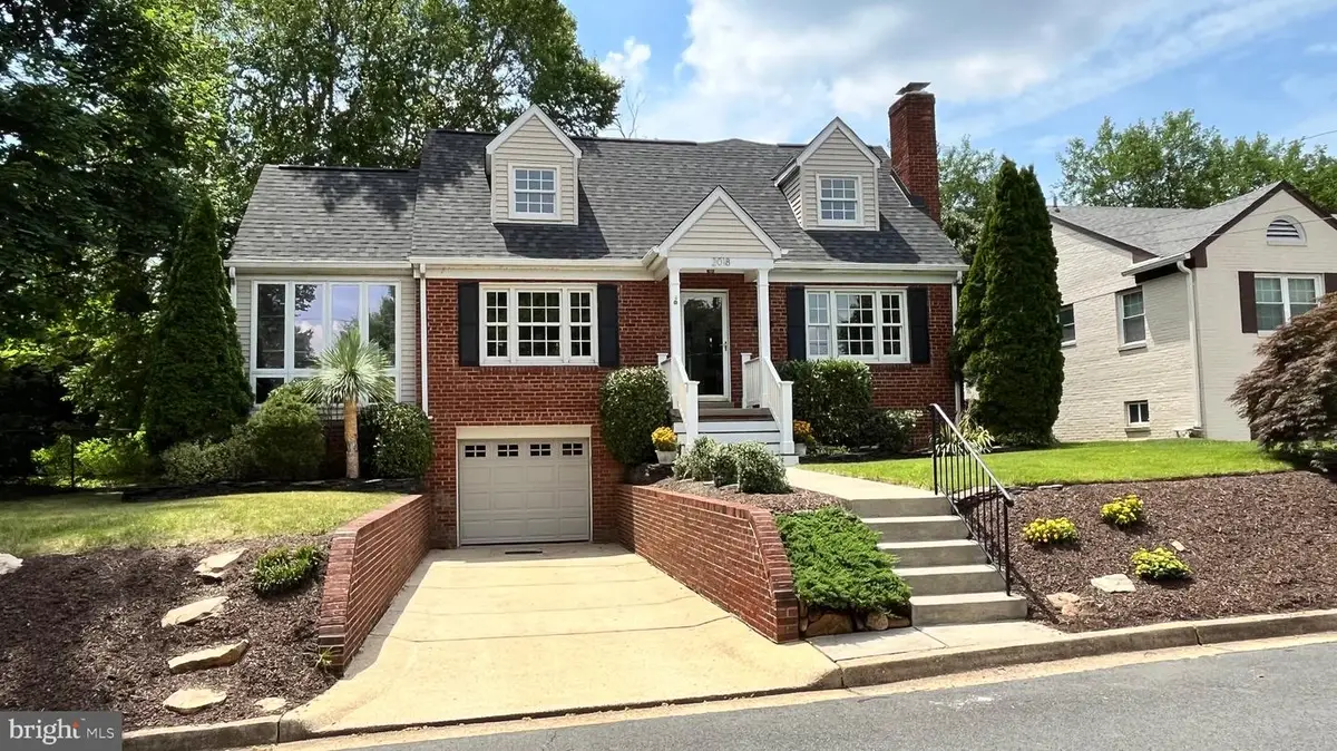 2018 N Quantico St, Arlington, VA 22205 - #1