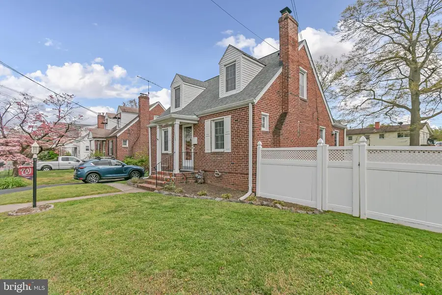 3504 14th St S, Arlington, VA 22204 - #2