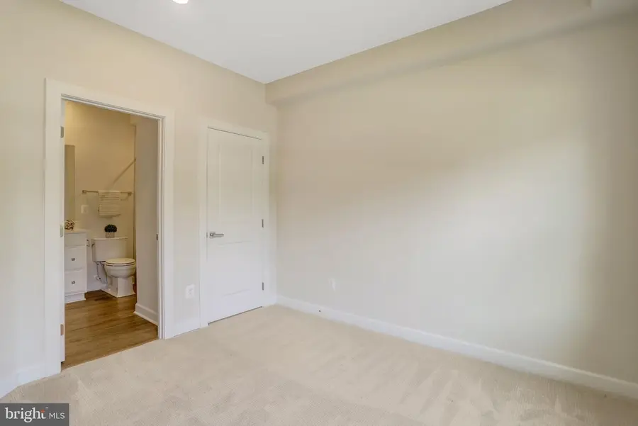 820 S Greenbrier St, Arlington, VA 22204 - #3