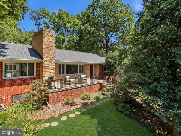 2615 S June St, ARLINGTON, VA 22202