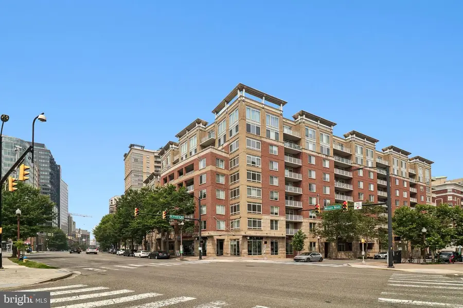 820 N Pollard St #214, Arlington, VA 22203 - #3