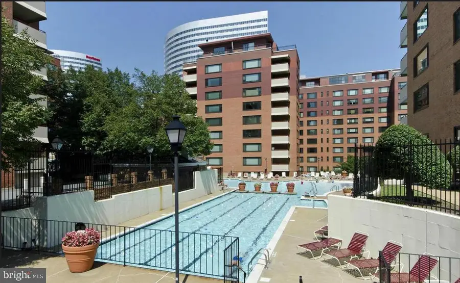 1121 Arlington Blvd #825, Arlington, VA 22209 - #3