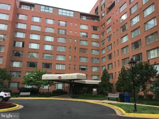 1111 Arlington Blvd #w-244, Arlington, VA 22209 - #1