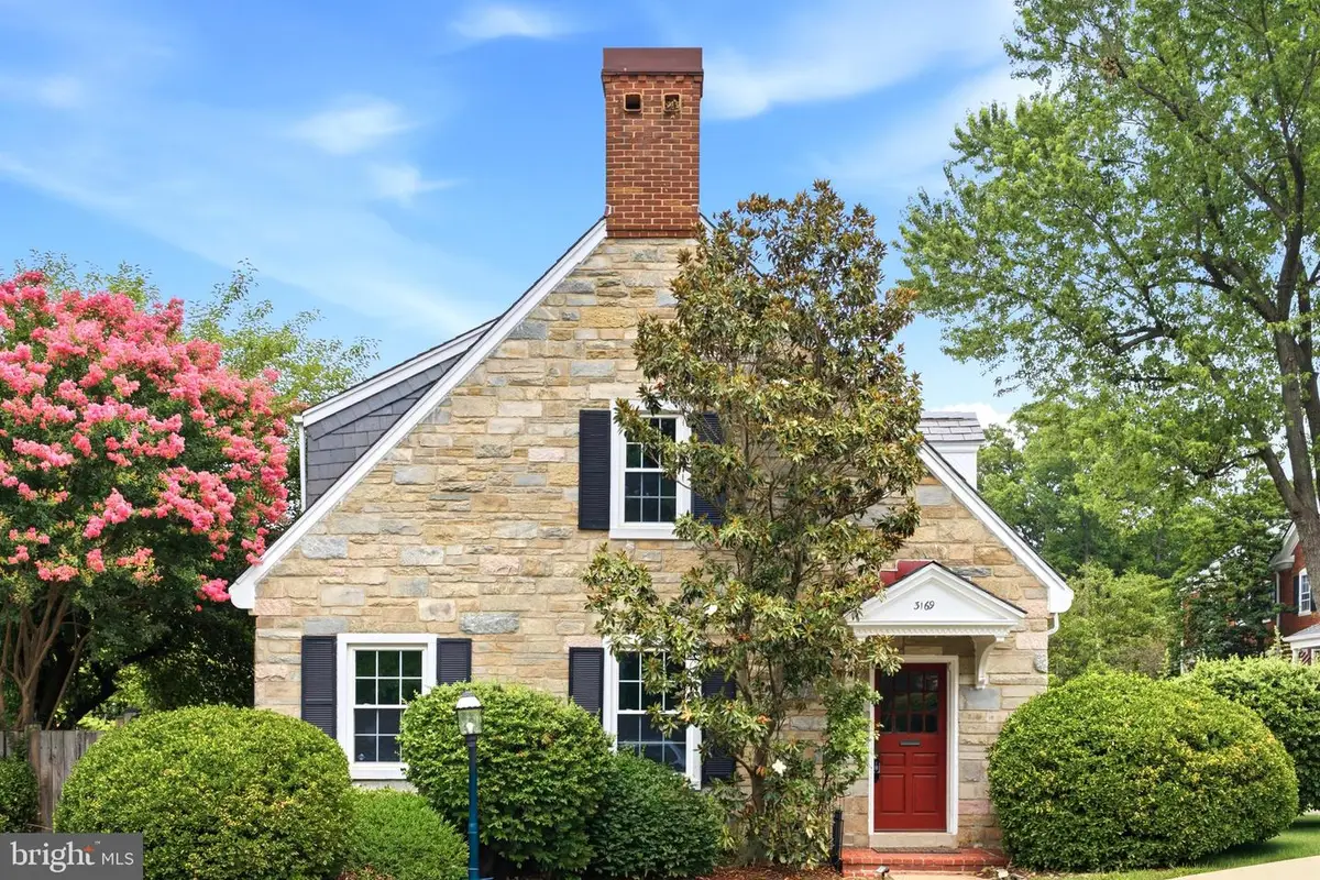 3169 S Stafford St S, Arlington, VA 22206 - #1