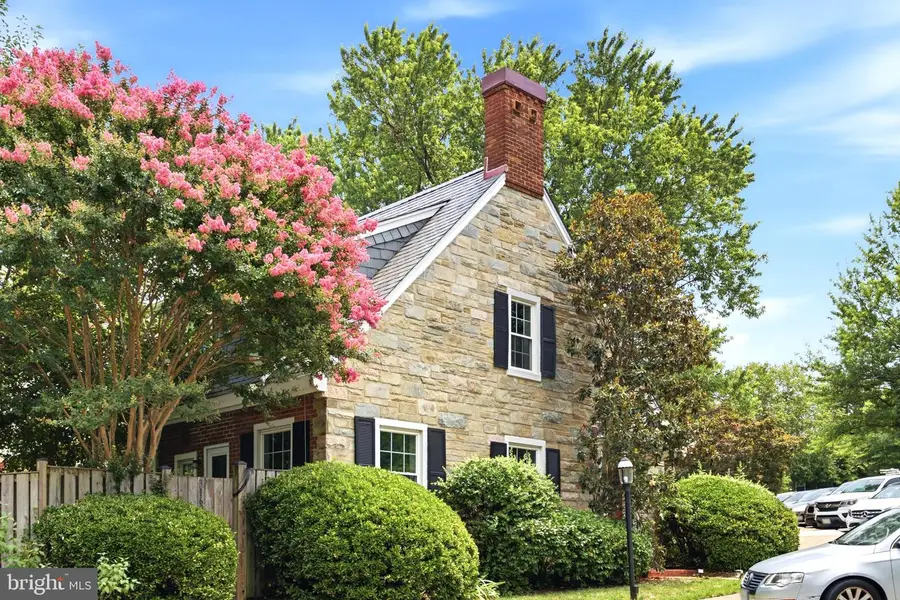 3169 S Stafford St S, Arlington, VA 22206 - #2