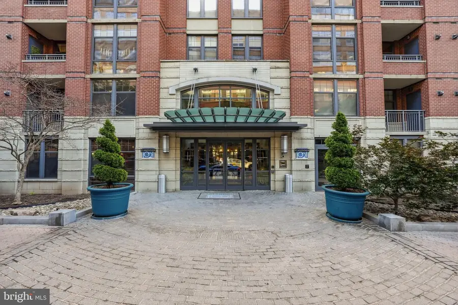1021 N Garfield St #735, Arlington, VA 22201 - #3