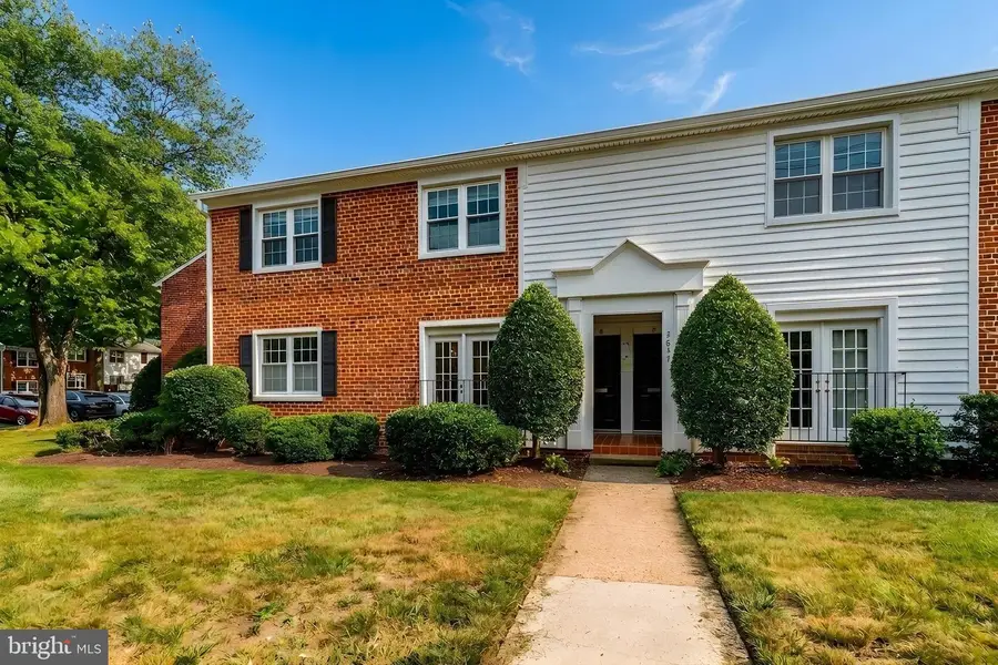 2637 S Walter Reed Dr #a, Arlington, VA 22206 - #3