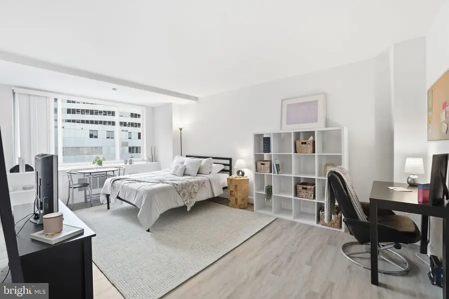 1121 Arlington Blvd #310, Arlington, VA 22209 - #3