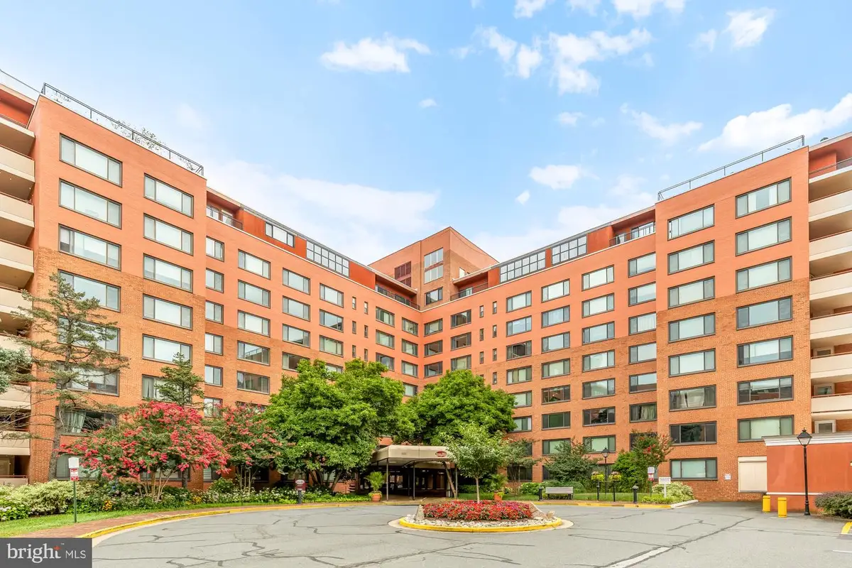 1021 Arlington Blvd #446, Arlington, VA 22209 - #1