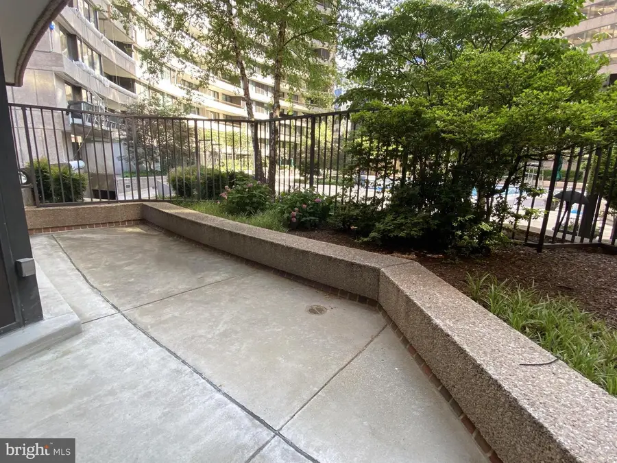 1200 Crystal Dr #214, Arlington, VA 22202 - #2