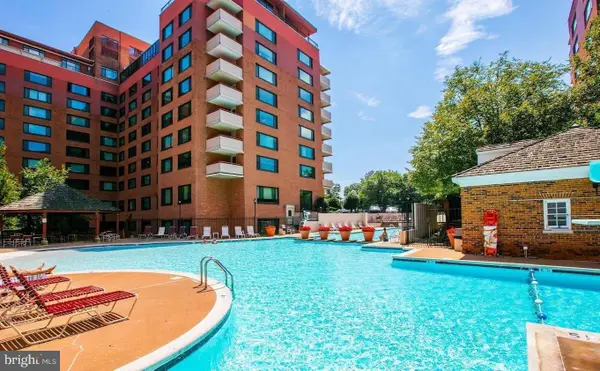 1111 Arlington Blvd #329, ARLINGTON, VA 22209