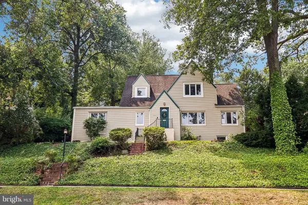 1000 26th St S, ARLINGTON, VA 22202