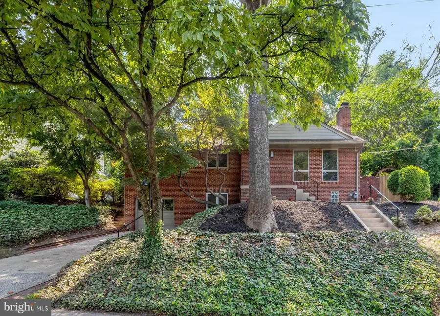 3548 Military Rd, Arlington, VA 22207 - #2