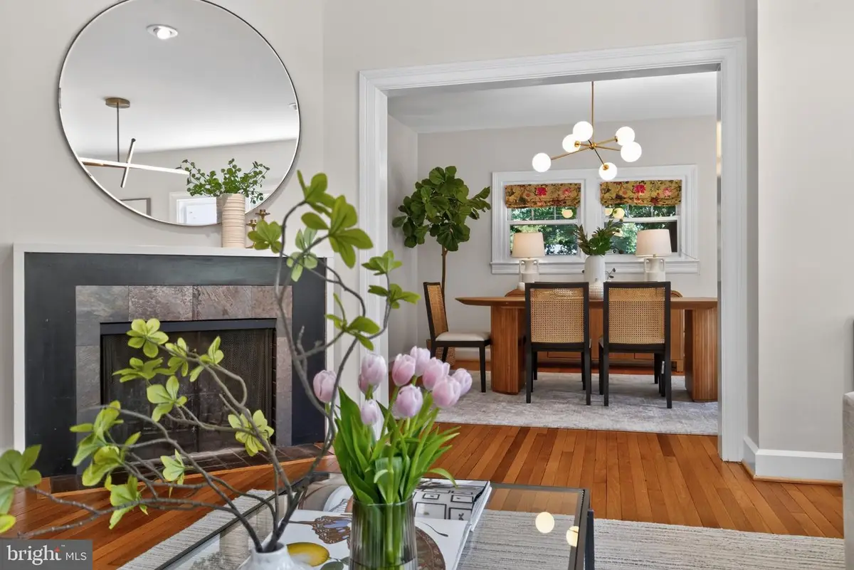 745 26th St S, Arlington, VA 22202 - #1