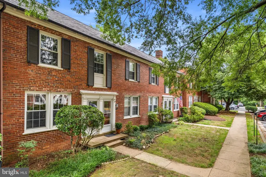 2600 16th St S #693, Arlington, VA 22204 - #2