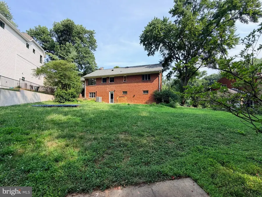 2510 N Upland St, Arlington, VA 22207 - #3