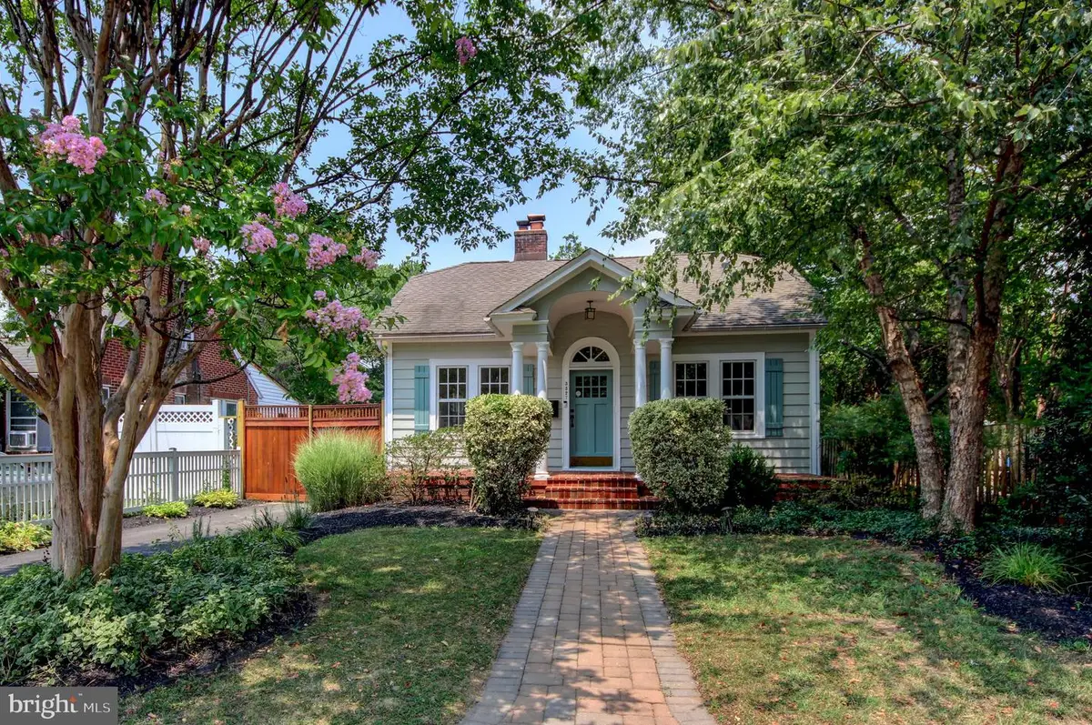 3527 6th St S, Arlington, VA 22204 - #1