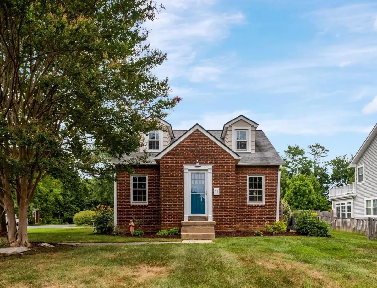 34 S Pershing Dr, Arlington, VA 22204 - #1