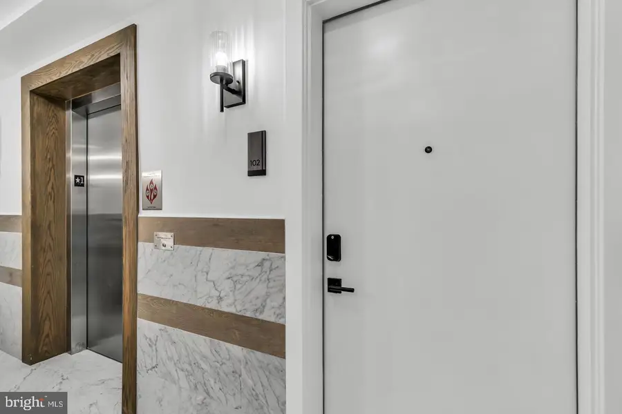 1201 N Quinn St #101, Arlington, VA 22209 - #3