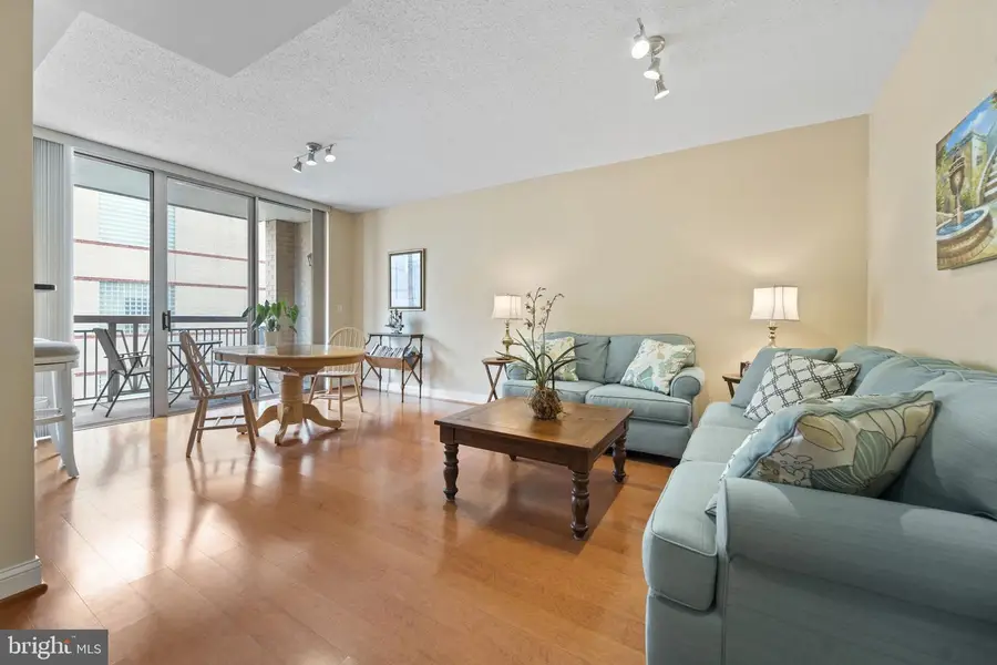 1020 Highland St N #413, Arlington, VA 22201 - #2