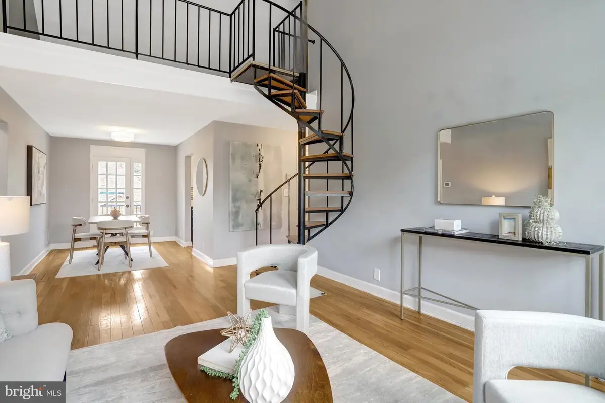 3052 S Buchanan St #c1, Arlington, VA 22206 - #1