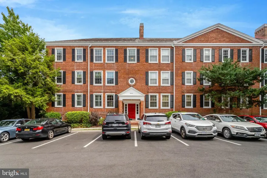 3052 S Buchanan St #c1, Arlington, VA 22206 - #2
