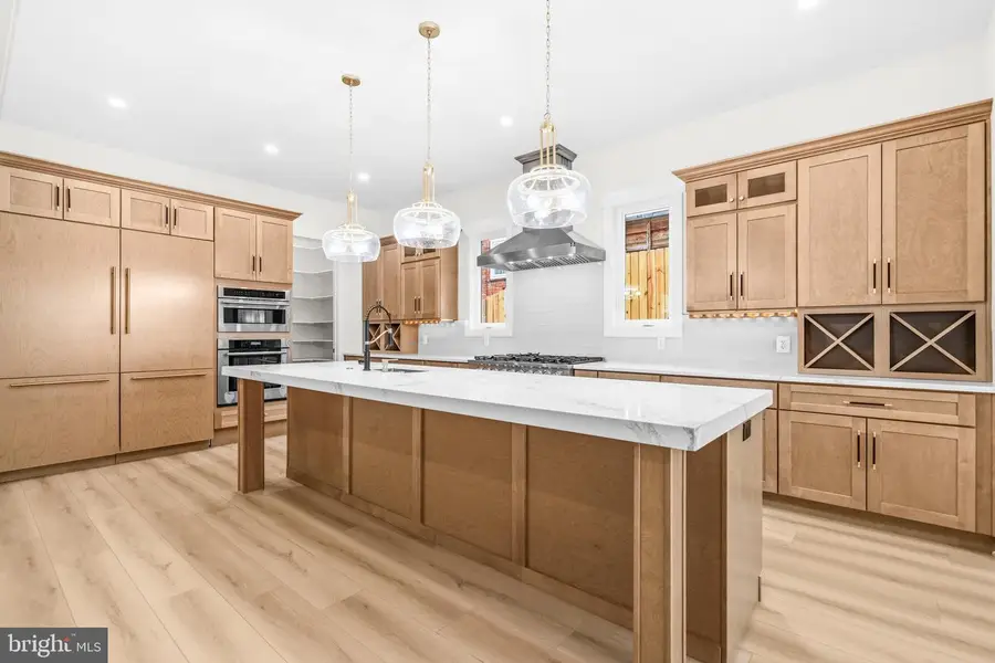 1905 N Taylor St, Arlington, VA 22207 - #3