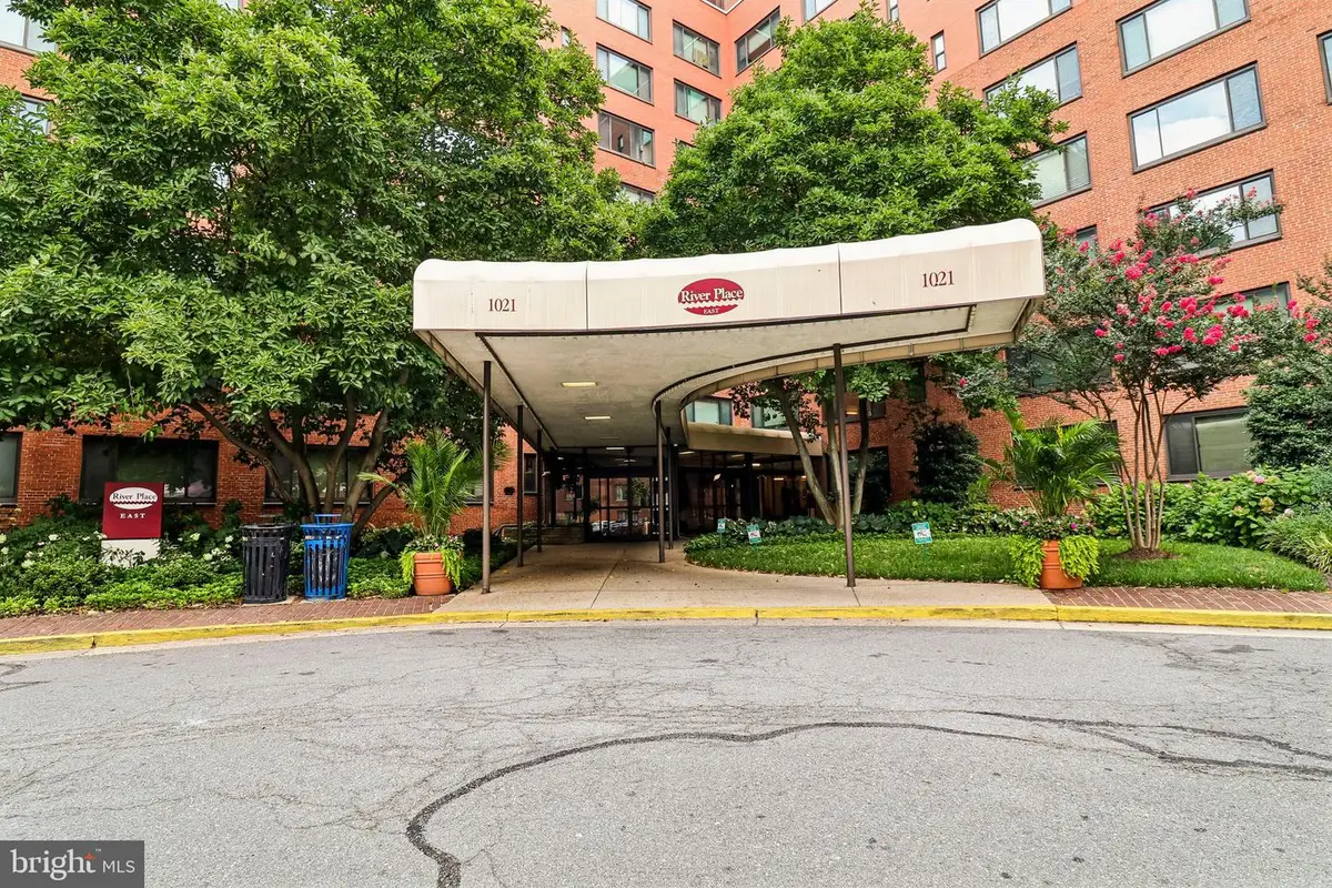 1021 Arlington Blvd #834, Arlington, VA 22209 - #1