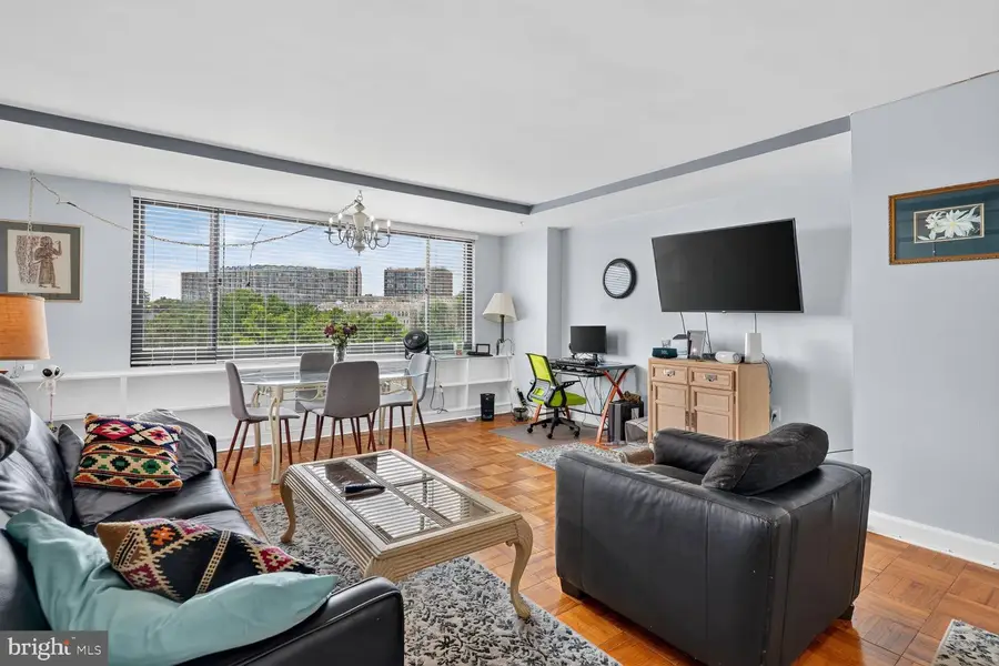 1011 Arlington Blvd #942, Arlington, VA 22209 - #3