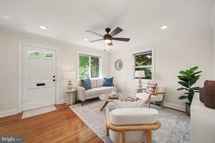 5985 Wilson Blvd, Arlington, VA 22205 - #3